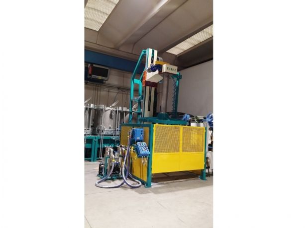 CEB - Model EWB - High Pressure Washing Machine for Open Top Wheeled Containers