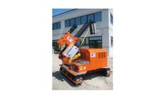 Pauselli - Model 900 - Self Propelled Pile Driver