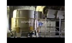 Straw shredding and pellet production equipment set - Video