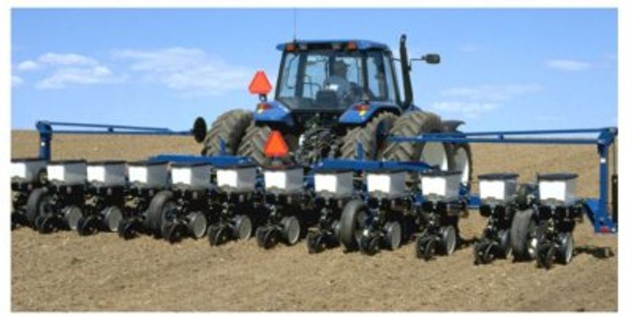 Kinze - Model 3140  - Row Crop Planters