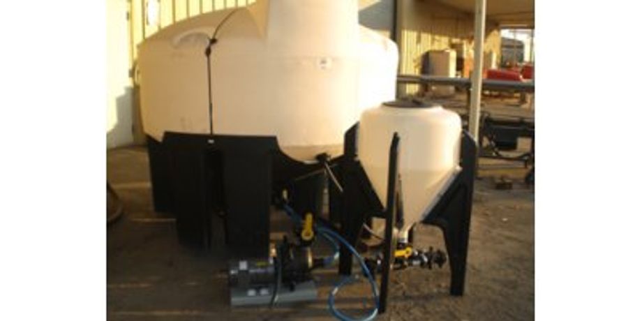 SDI - Cone Bottom Poly Tank Chemical Mixing System