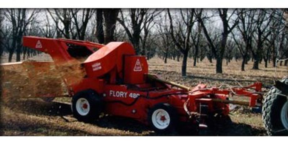 Flory - Model 8770 - Self-Propelled Nut Harvester