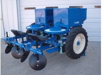 US-Small- Farm - Assisted Feed Planter