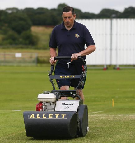 Allett Shaver - Model 20 & 24 - Cylinder Lawn Mower