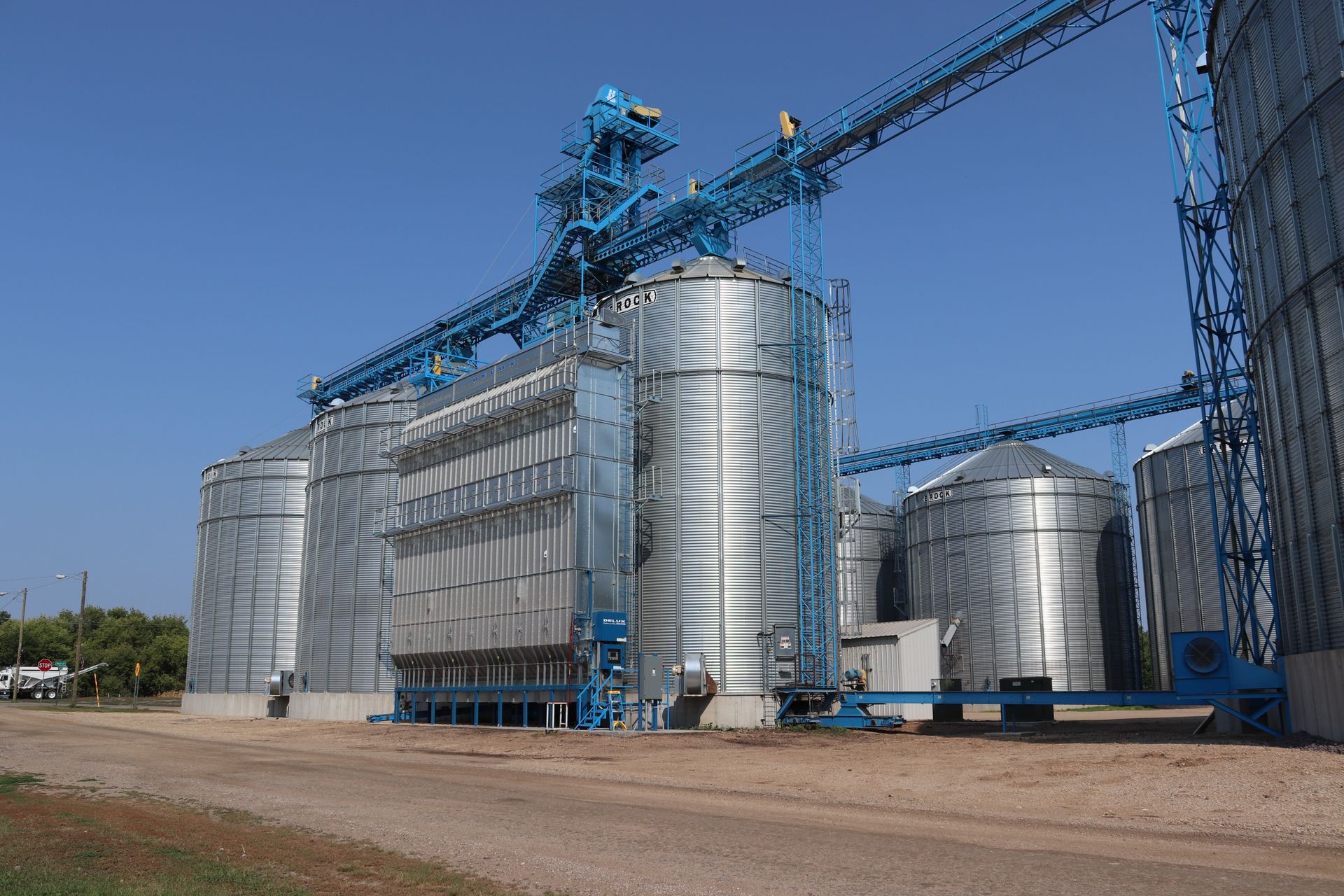 Delux DPX12GT Series Grain Dryers Grain Dryer By Delux