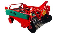 KMC - Model 1450 - 1600 - 1800 - Tow Rows Potato Windrowers
