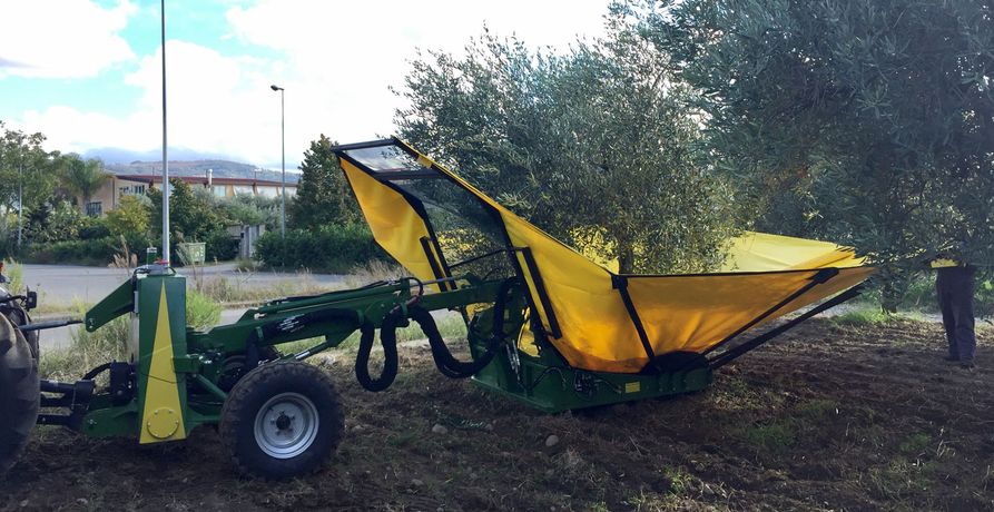Harvester for olives, nuts, cherries, plums with trunk shaker (equipped with or without umbrella)-4