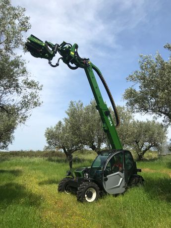 Harvester for olives, nuts, cherries, plums with trunk shaker (equipped with or without umbrella)-1