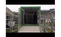 Aw trailer and cattle stock box - Video