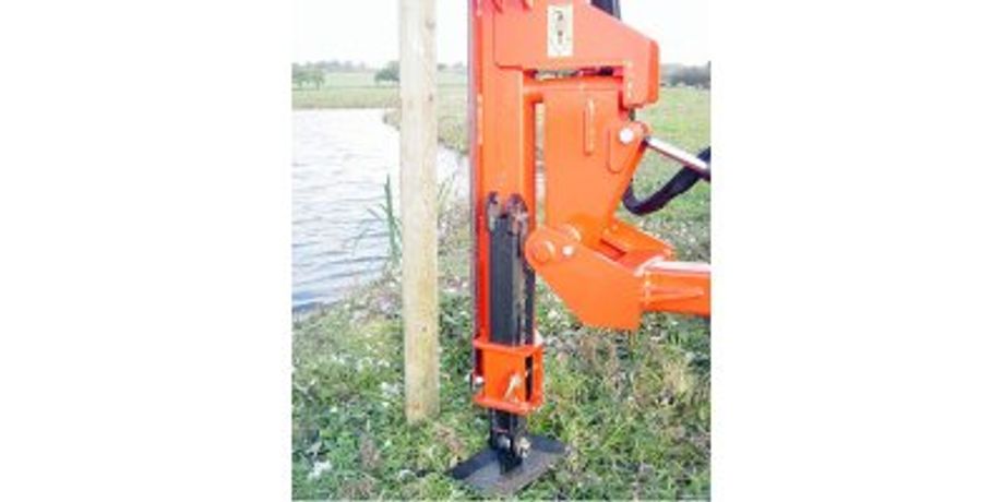 Model P 200 s - Fully Hydraulic Rear Mounted Post Driver