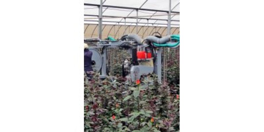 Micothon - Model EX - Spraying in Plastic Greenhouses