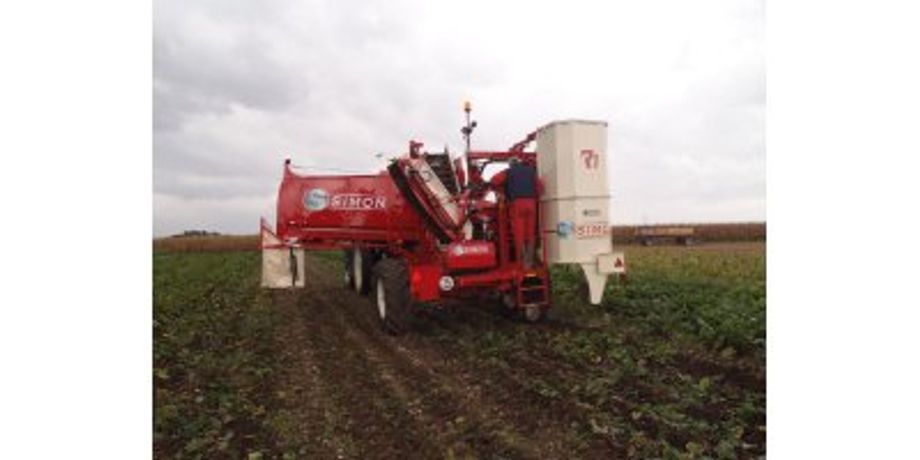 One-Row Trailed Harvester with 5 Tons Tank-2