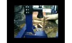Oxdale TM400 Hydraulic Log Splitter - Video