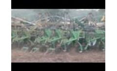 Excel trailing 3 bar parallelogram frame tyne planter with CR600 row units - Video
