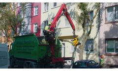Tree removal with GMT050 grapple saw and container truck - Video