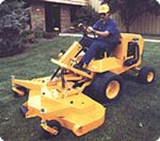 Howard - Model 727 - Turf Blazer  Mower