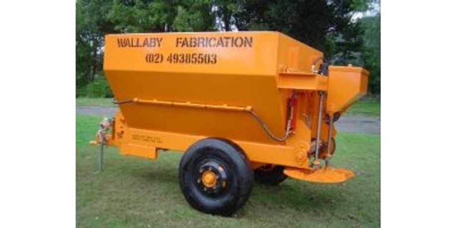 WallabyFabrication - Model 4.9CM - Slurry Spreader Tank