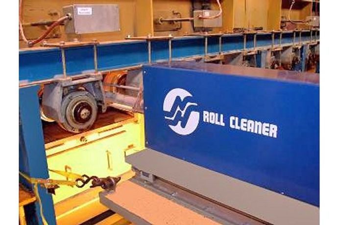 CHOQUENET - Roller Cleaning During Production