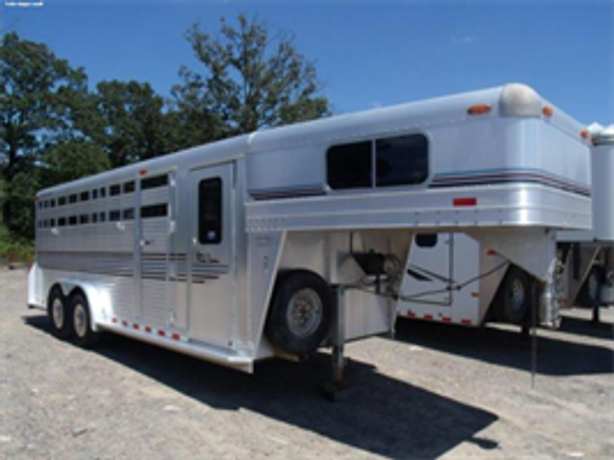 Model 4 Star Stock - Combo Horse Trailers