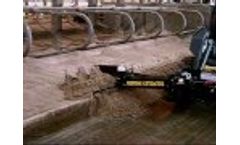 Free Stall Bedding Extractor for Removal of High Bacterial Bedding in Dairy Herds - Video