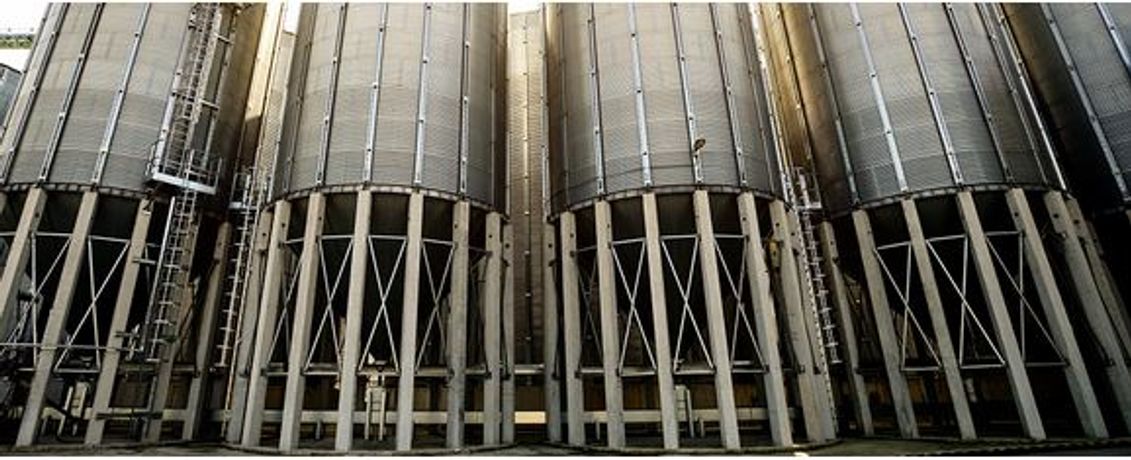 Feerum - Hopper Bottomed Silos with Open Funnel