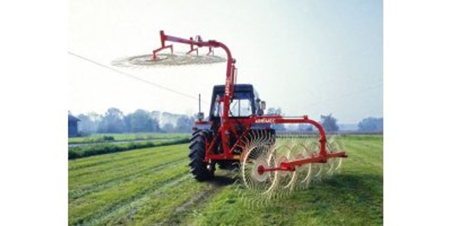 Model AM Series - Hydraulic Drive Side-Delivery Rake