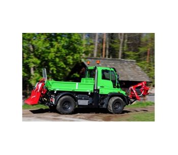 MAXWALD UNIMOG - Front Winches