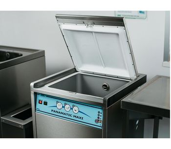 DDC - Model Maxi & Maxi+ - Panamatic Top-Loading Bedpan Washer Disinfectors