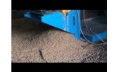 Wet type fish feed extruder working process