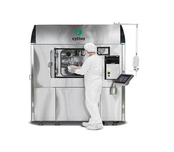 Closed Robotic Isolator for Small Batch Pharmaceutical Vial Filling-1