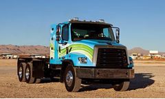 Freightliner - Model 114SD - Natural Gas Truck