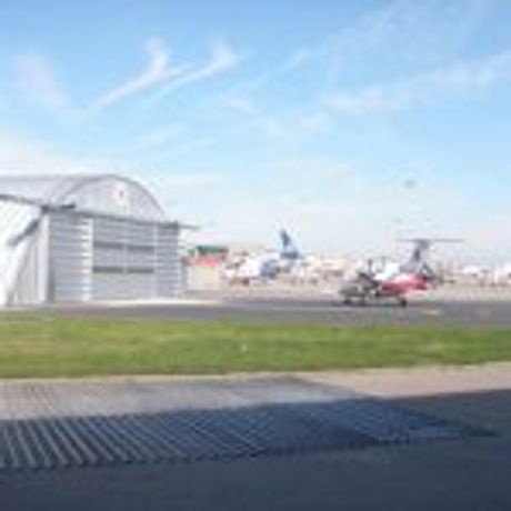 Diuk-Arches - Aircraft Hangars