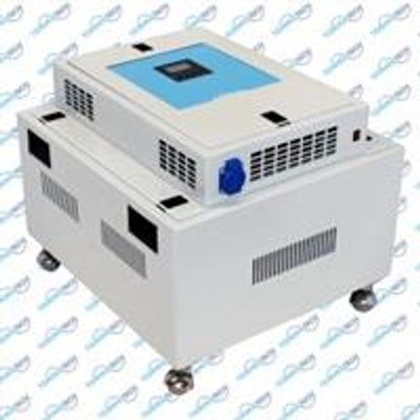 Model 1000W 12V 3P-4P-6P TT1000 - Hybrid Solar Power Box
