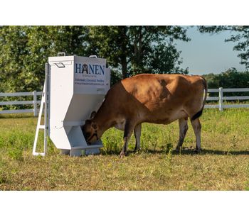 Automatic Cattle and Livestock Feeder-1