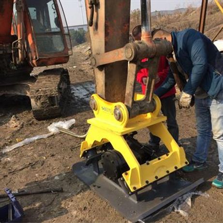 Construction excavator hydraulic vibrating plate compactor for sale with hydraulic power-3