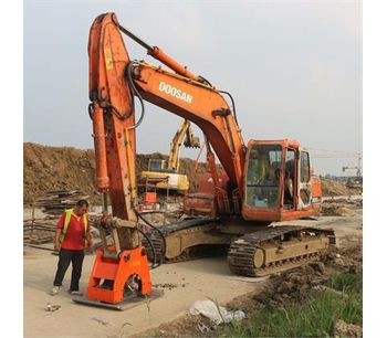 Construction excavator hydraulic vibrating plate compactor for sale with hydraulic power-4