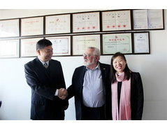 A German Instrument Company Visited Whole Win to Establish Cooperation