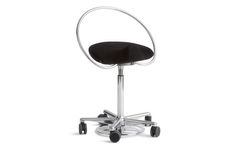 InCharge - Flex Foot-Operated Chair