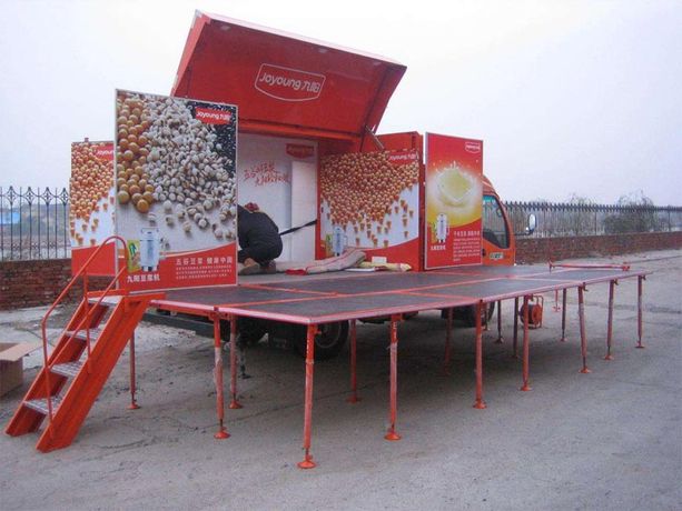 Mobile Stage Roadshow Trucks With LED Screen-3