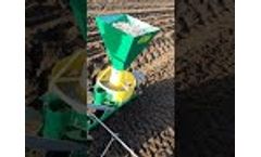 Manual garlic planter Garmach SLR-1/1 VAS - Video