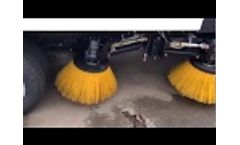 Isuzu Road Sweeper truck - Video