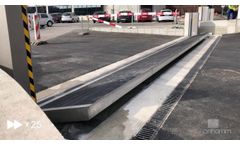 Automatic Flood Protection Barrier 6 m (20 ft) wide 1.3 m (4.4 ft) high - Demonstration - Video