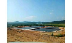 What are the advantages of a textured geomembrane?