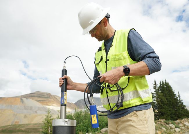 By design, In-Situ equipment works together - Monitoring and Testing - Soil and Groundwater Monitoring