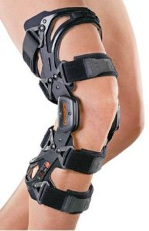 Model Pluspoint 3 - New Generation 4-Point Knee Brace