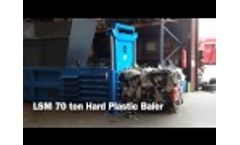 WRH700H Horizontal Baler bailing Hard Plastic - 450KG BALE!! - Video