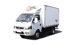 CLW DongFeng - 4X2 Refrigerator Truck
