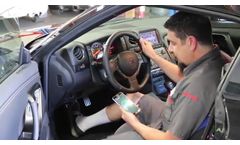 PLX Devices New Kiwi 3 OBDII Car to Smartphone Interface - Video