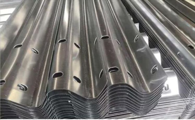 Everstar - Hot Dipped Galvanized Highway Guardrail