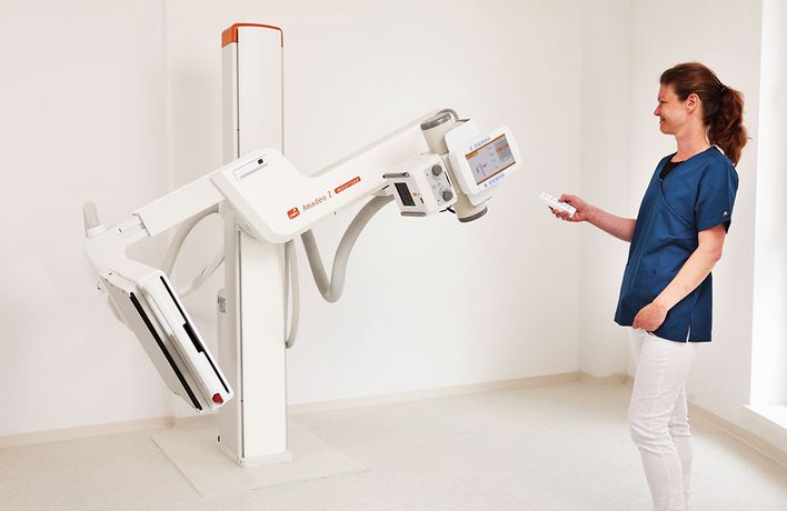 OR Technology - Model Amadeo Z Motorised - Motorised Digital U-Arm X-Ray System for Versatile Patient Positioning